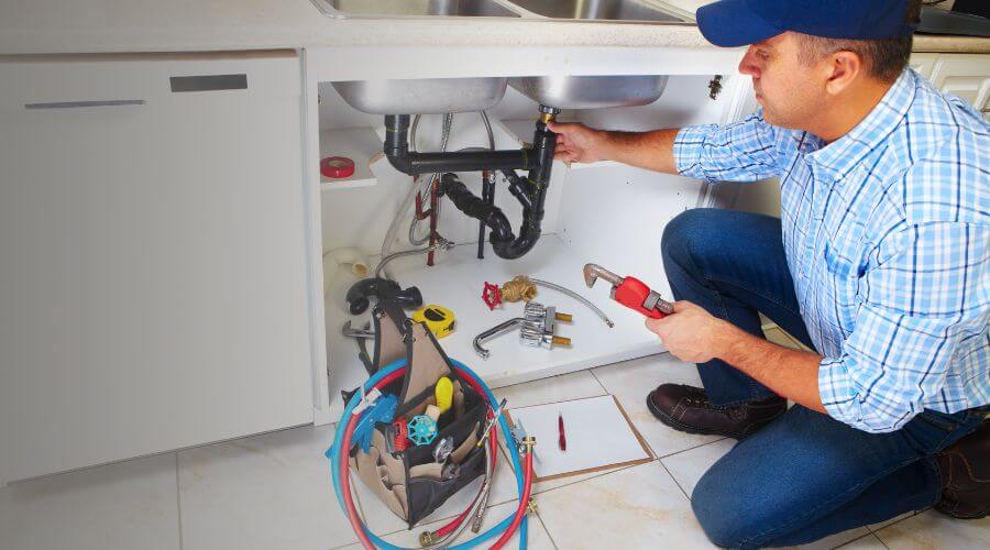 Expert burst pipe repair services in Copiague, NY